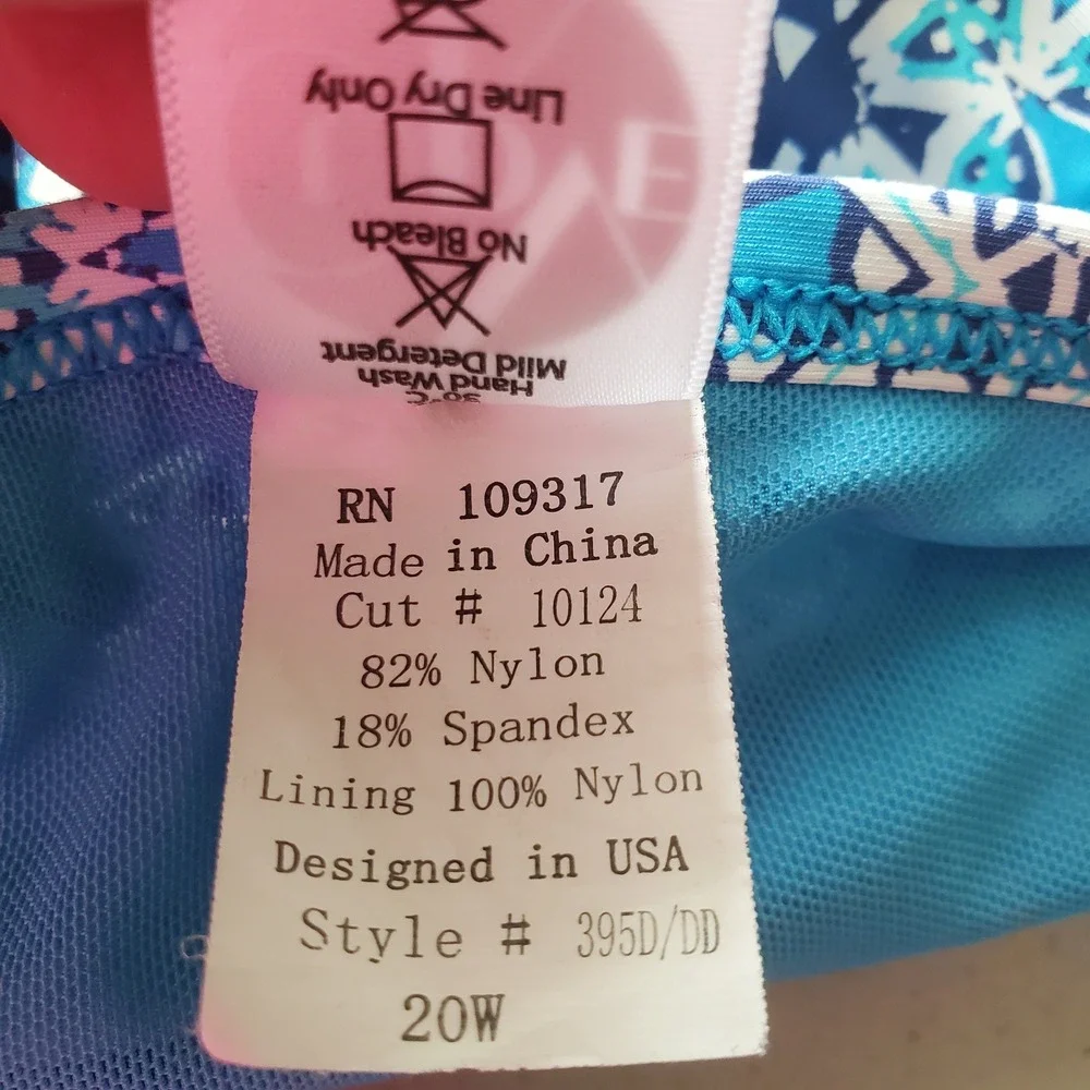 Curve by Sunsets‎ Tangier Iconic Twist Underwire Tankini Swim Top Blue White 20W